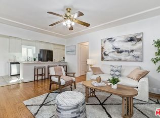 10811 Palms Blvd, Los Angeles, CA 90034