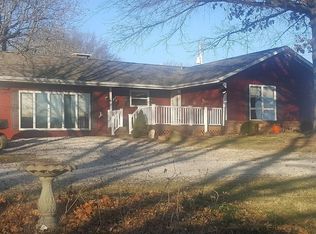 4999 Swanwick Rice Rd, Pinckneyville, IL 62274