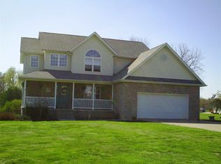 460 Maple Run Estates Blvd, Springville, IN 47462