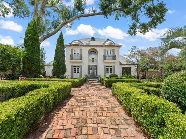 17410 W Muirfield Dr, Baton Rouge, LA 70810