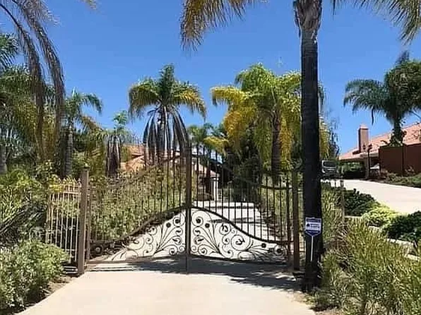 1942 Hemingway Ct, Escondido, CA 92027