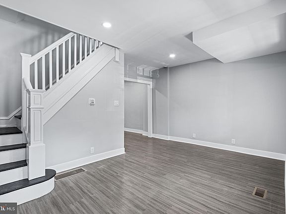 2nd image of 2055 W 65th Ave