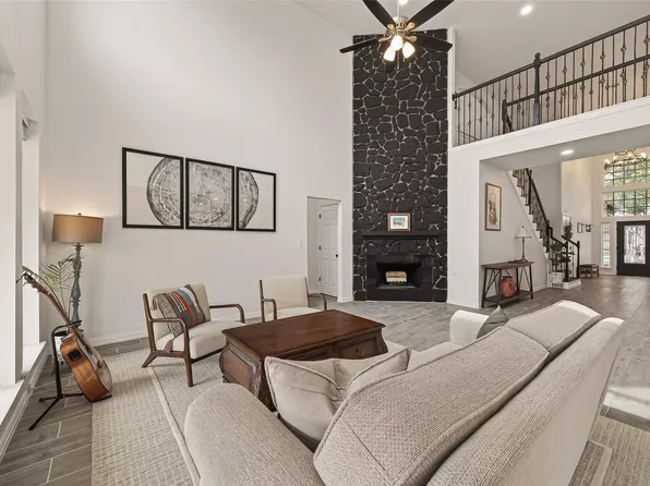 4423 Parkwater Cove Ct, Sugar Land, TX 77479