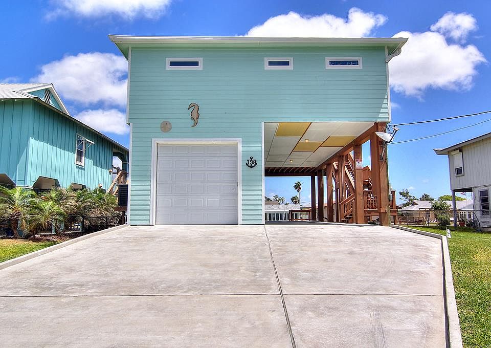 1st image of 138 Palm Dr