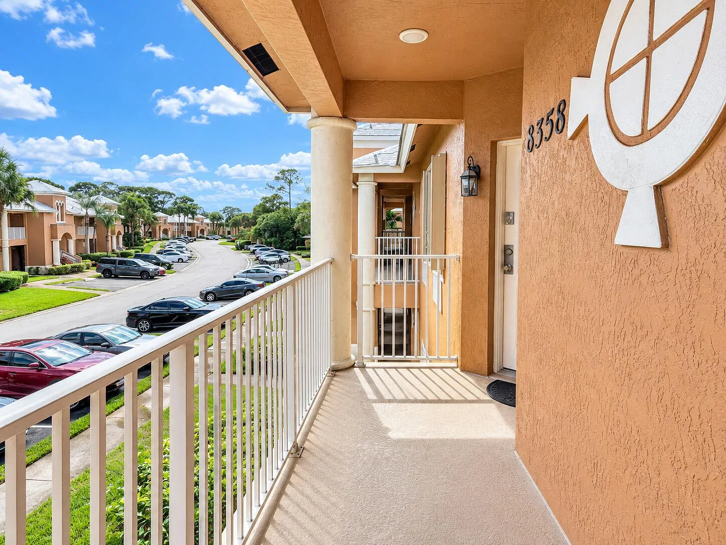 1 bed, 1.0 bath, 400 sqft, $1,300 — Photo 3