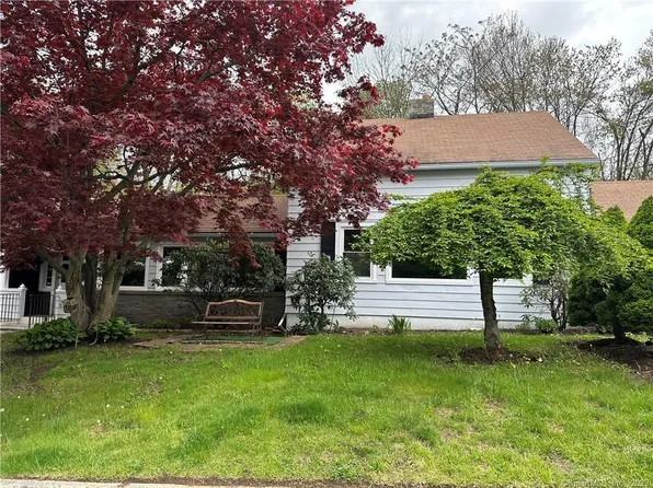 64 Mohawk Avenue, Derby, CT 06418