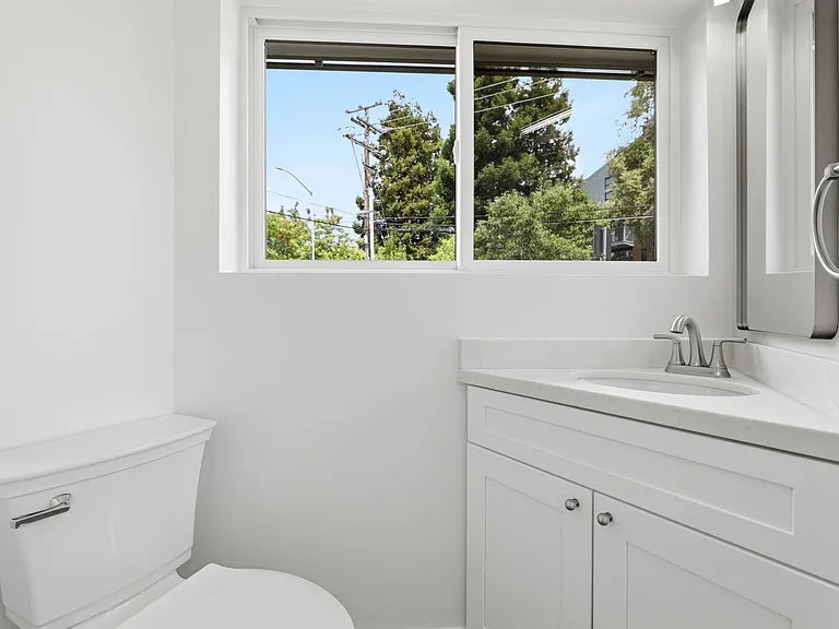 274 Everett Ave — Photo 12