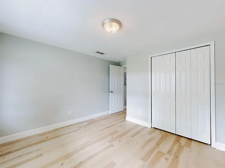 1103 Washington St — Photo 26