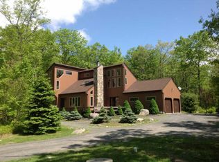 1151 Silver Lake Rd, Dingmans Ferry, PA 18328