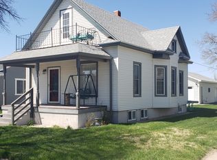 530 W 5th St, Imperial, NE 69033