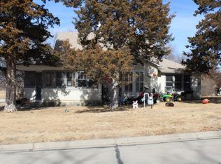 602 N Osborne St, Ainsworth, NE 69210