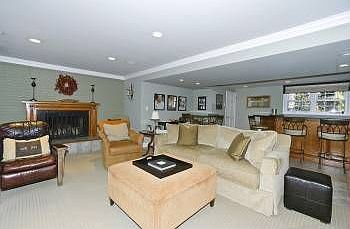 3rd image of 1533 Forest Villa Ln