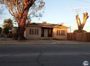 696 Gilmour St, Brawley, CA 92227