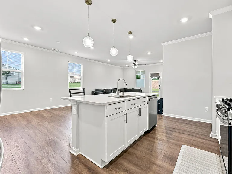 1101 Aberleigh Ln — Photo 13