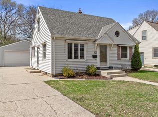 3211 South 72nd STREET, Milwaukee, WI 53219