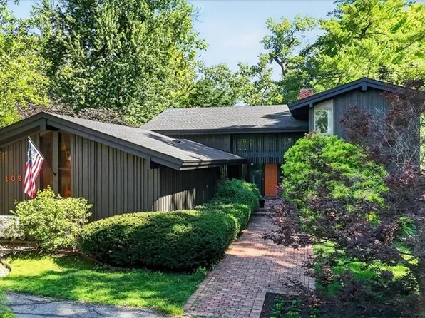 1024 Huntington Rd, Kansas City, MO 64113