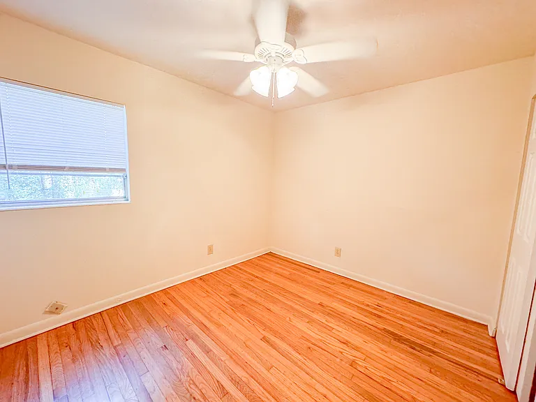 1601 Airport Dr — Photo 16