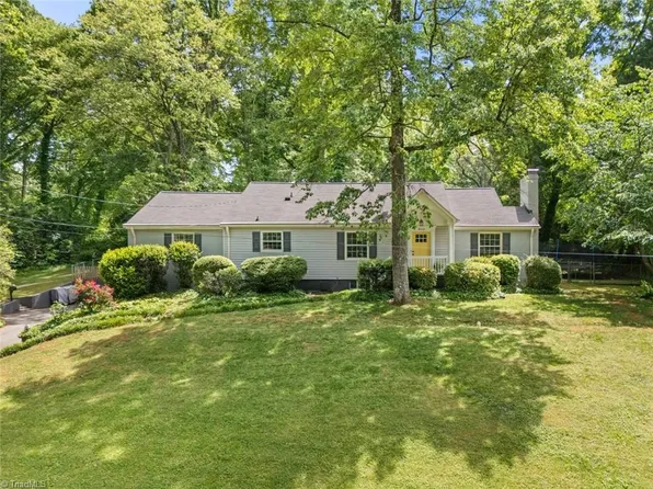 3310 Staghorn Rd, Winston Salem, NC 27104