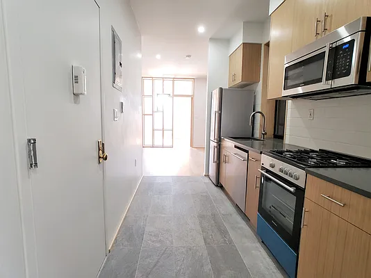 Rented by Citified Realty Group LLC | media 9