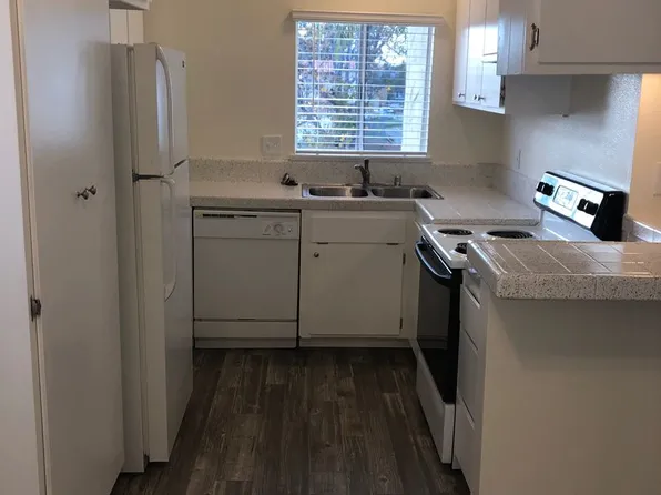 El Dorado, 390 S Mollison Ave APT 7, El Cajon, CA 92020