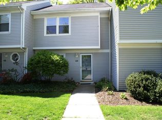 105 La Rue Ln, East Brunswick, NJ 08816
