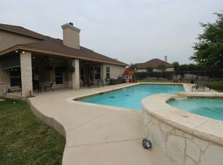 30422 Saint Andrews Dr, Georgetown, TX 78628