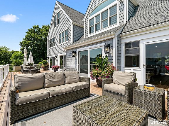 5th image of 929 Pequot Avenue