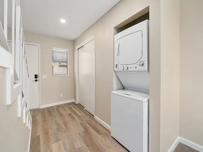 241 Ocean View Ave — Photo 52
