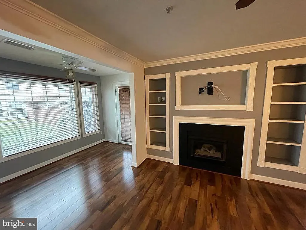 2 bed, 2.0 bath, 1220 sqft, $2,500 — Photo 4