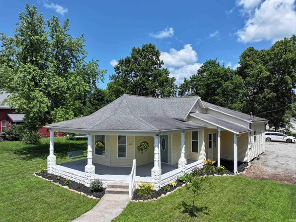 418 W 7th St, Rochester, IN 46975