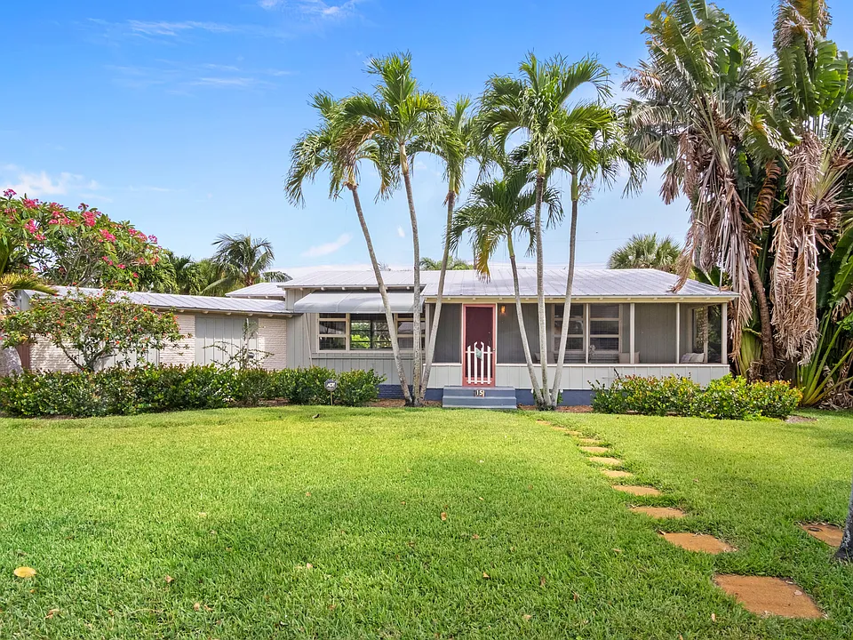 15 N Swinton Cir