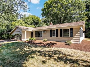 7 Sloane Dr, Framingham, MA 01701