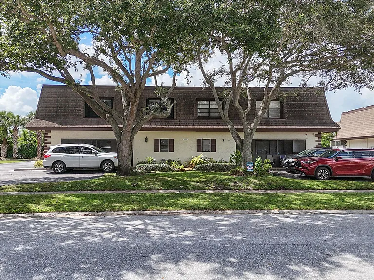 9390 SW 61st Way #D — Photo 41