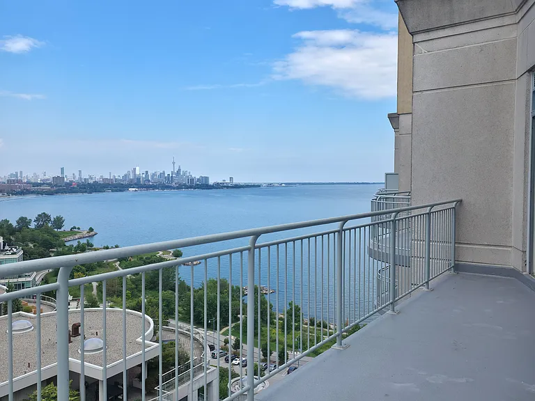 2111 Lake Shore Blvd W #Penthouse 18 — Photo 24