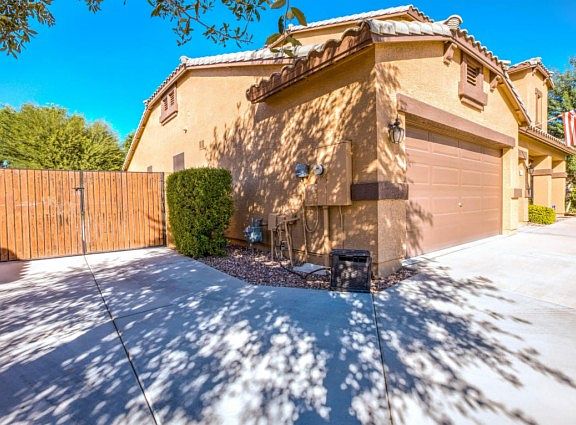 5th image of 3114 E Mead Dr