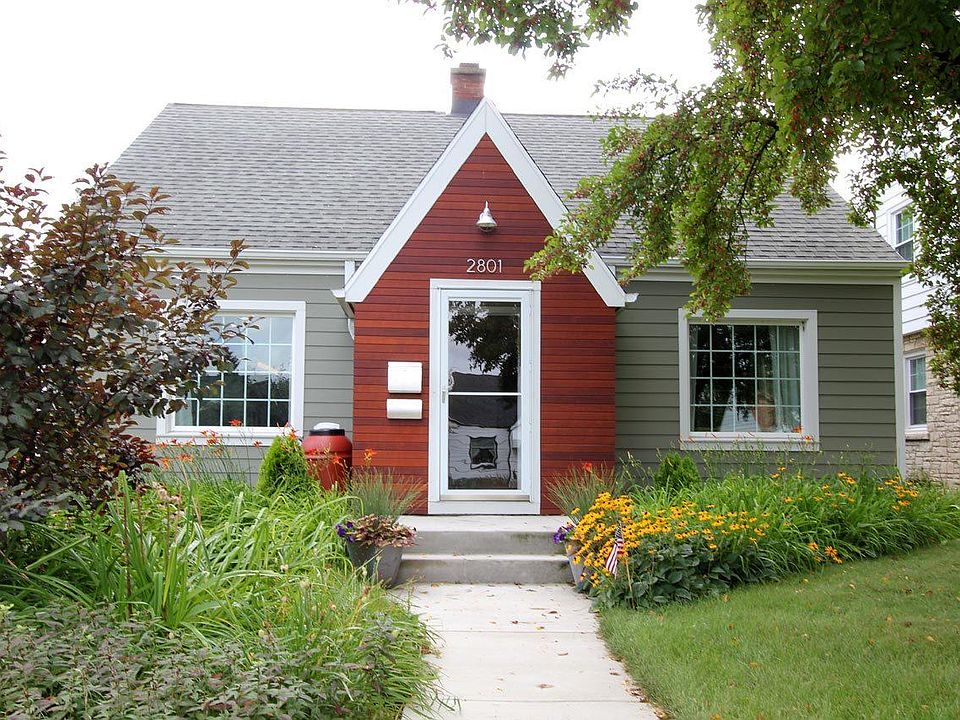 1st image of 2801 E Crawford Ave