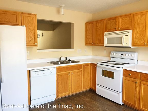 2nd image of 129 Heritage Creek Way