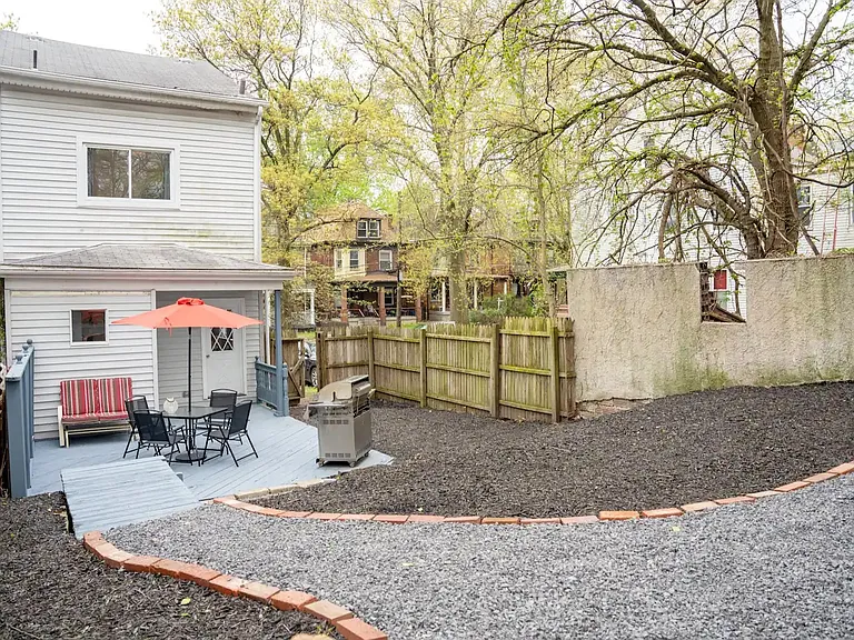 3269 Bainton St — Photo 13