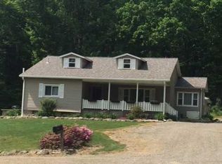 687 Mercer Rd, Franklin, PA 16323