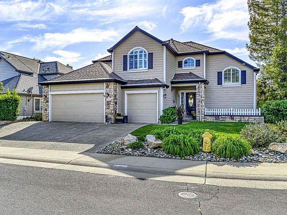 3rd image of 5400 Lagoon Ct