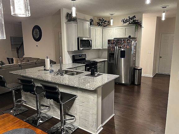5th image of 4785 Willow Bluff Cir
