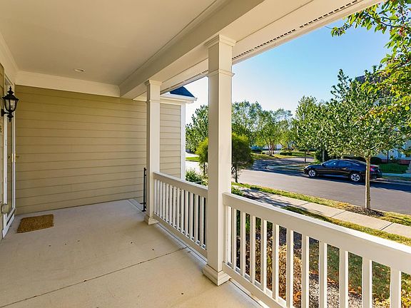 4th image of 5223 Bardon Dr