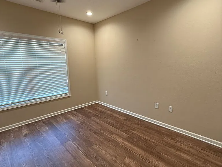 2316 Speedway Blvd — Photo 27