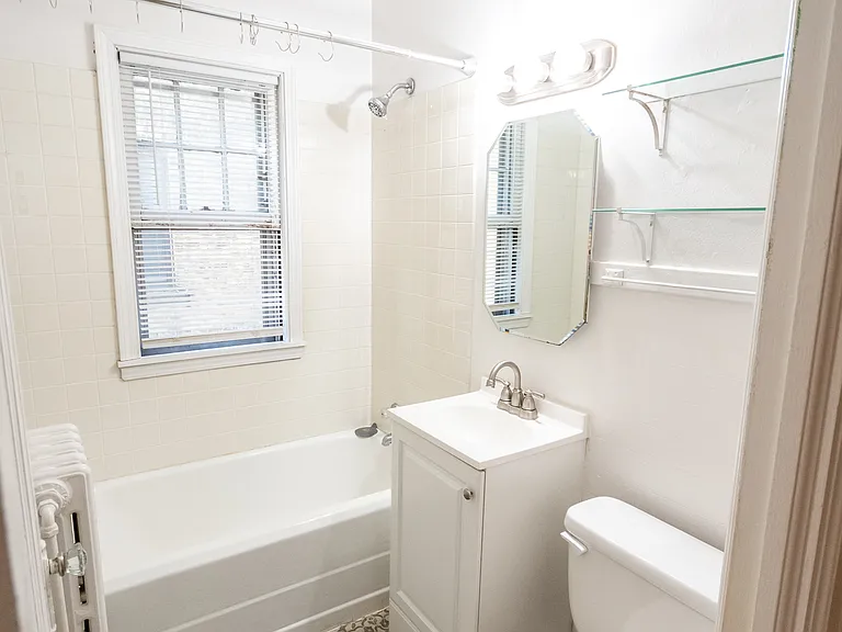Virginia Flats — Photo 10