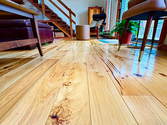 4th image of 83 Northgate Rd