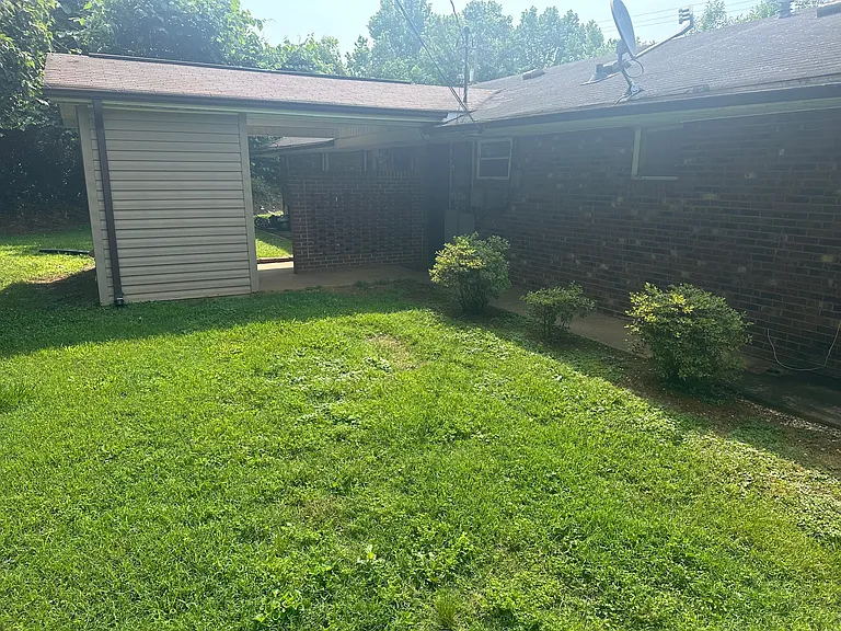 2974 Link Dr — Photo 4