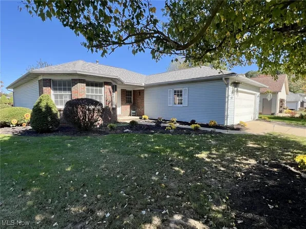 109 Jessica Dr, Dover, OH 44622