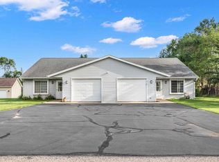 5323-5325 Woodland Cir, Stevens Pt, WI 54482