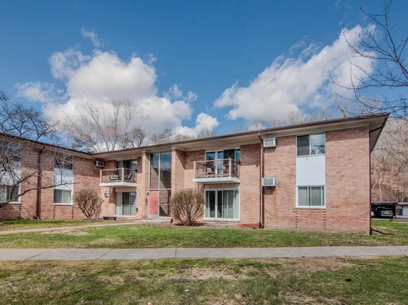 1261 Island Dr APT 103, Ann Arbor, MI 48105