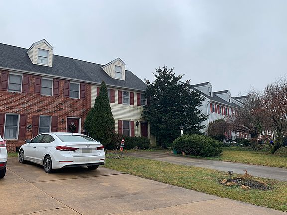 3rd image of 129 Ashley Dr